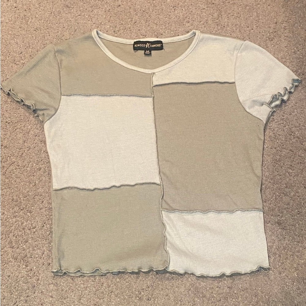 Almost Famous Colorblock Short Sleeve Top